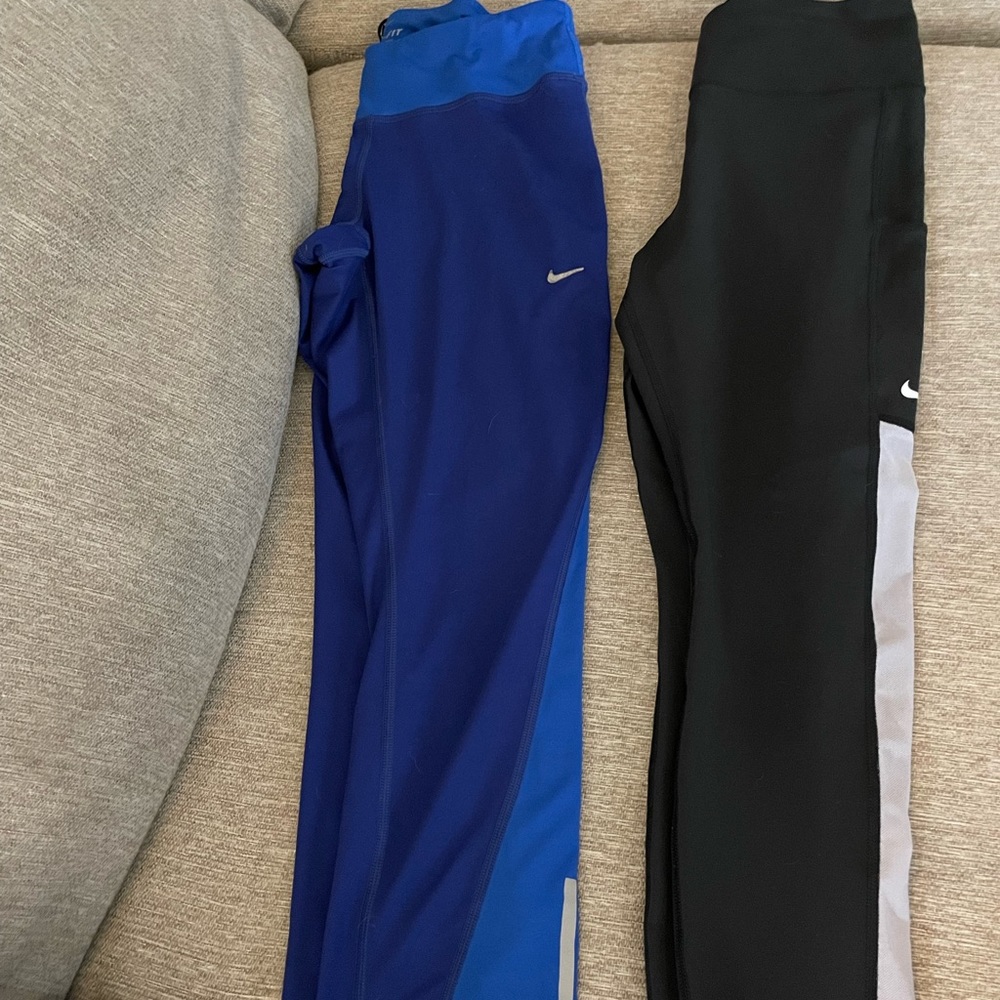 NIKE women’s bundle shorts leggings - Medium - Picture 4 of 4